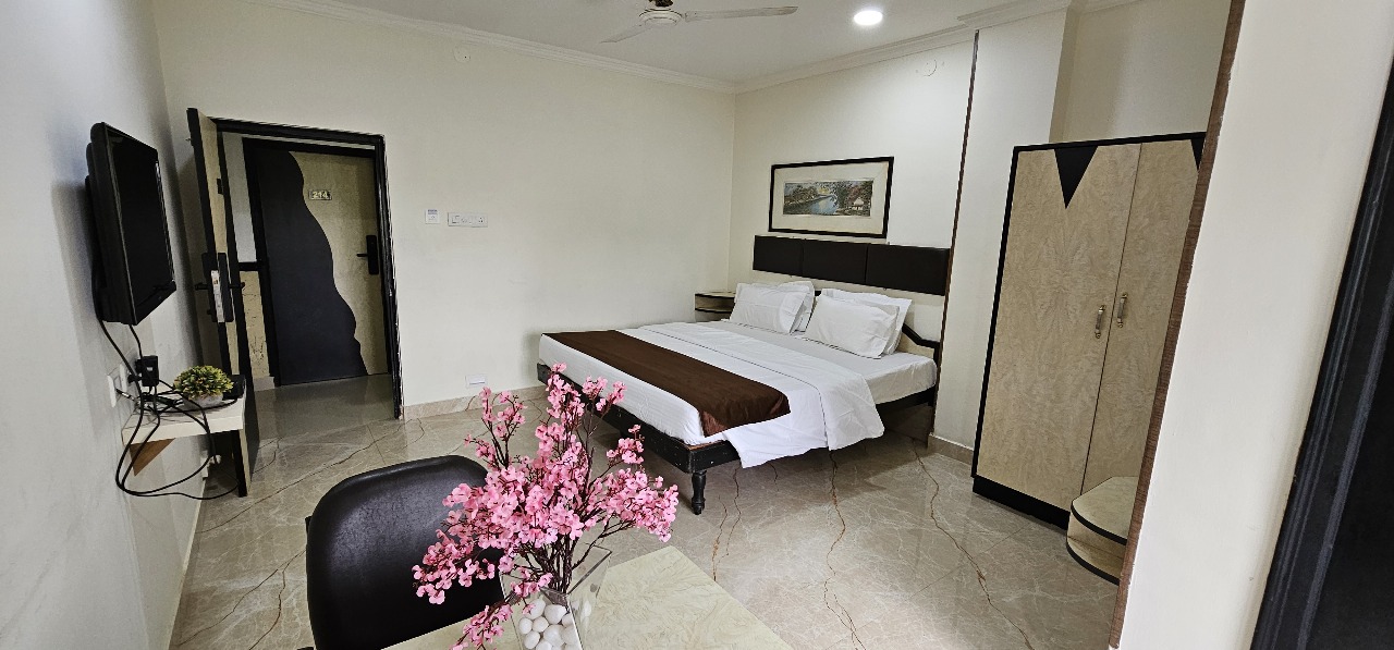 Deluxe Room 5 - Kodali Guest Suites